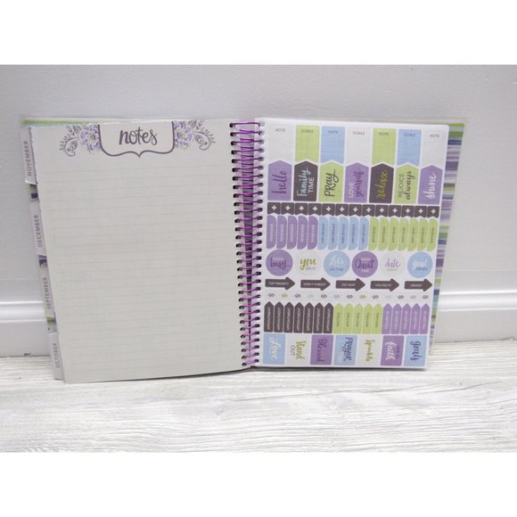 BEAUTIFUL PLANNER ,WEEKLY AND MONTHLY JULY 2021-DECEMBER 2022 - Picture 3 of 6